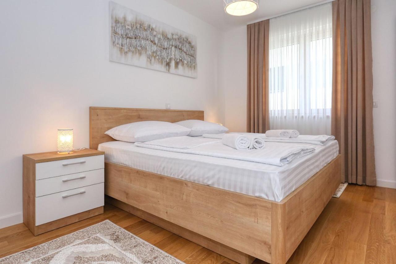 Apartments Luna With Free Parking 자다르 외부 사진