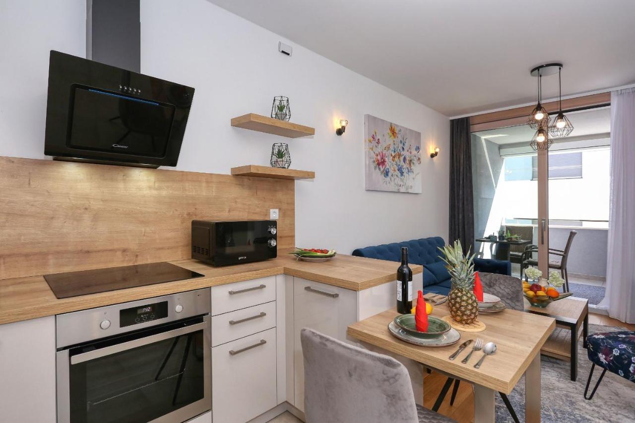 Apartments Luna With Free Parking 자다르 외부 사진