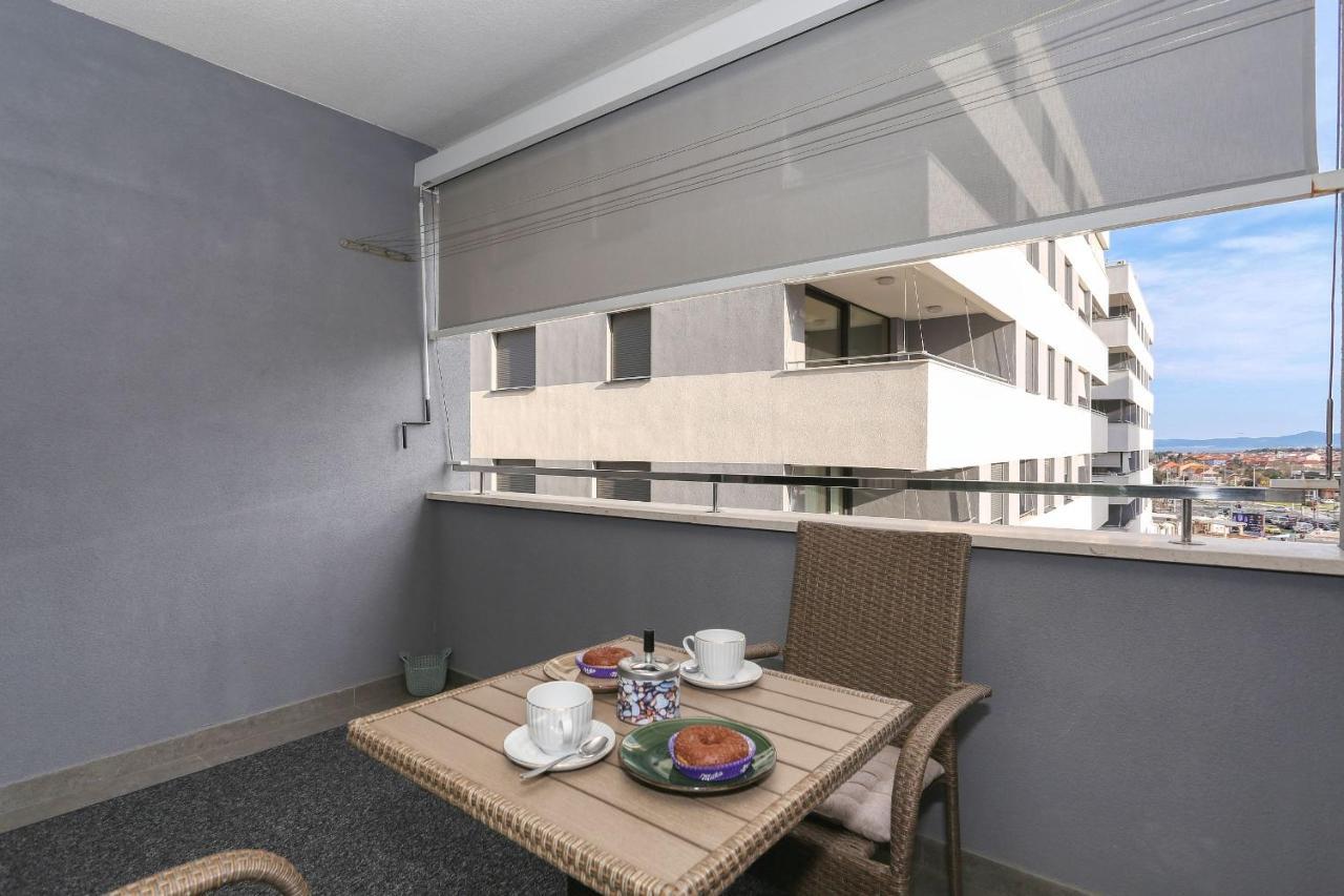 Apartments Luna With Free Parking 자다르 외부 사진