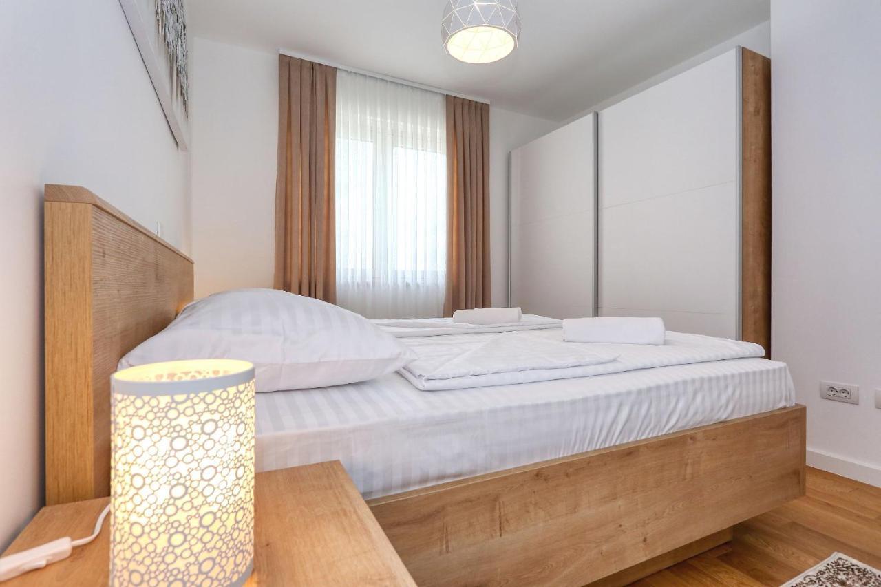 Apartments Luna With Free Parking 자다르 외부 사진