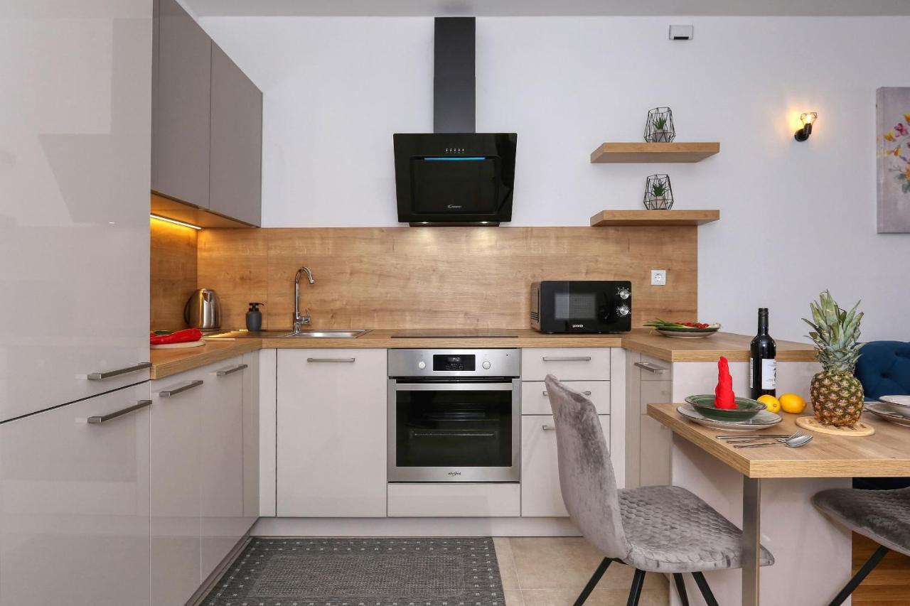 Apartments Luna With Free Parking 자다르 외부 사진